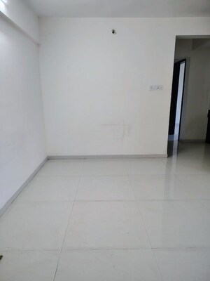 Room in 4 BHK Apartment at Kolte Patil 24K Stargaze, Bavdhan – for Rent