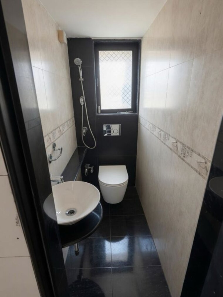 Bathroom, ashiana-apartment-bandra 2 Bedroom 745 Sq.Ft. Apartment In Bandra West Mumbai 10376174