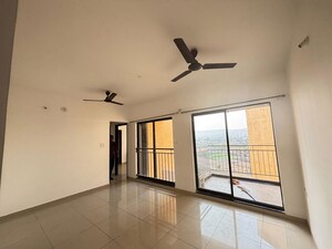 Room in 2 BHK Apartment at Shapoorji Pallonji Joyville Hinjewadi, Hinjewadi – for Rent