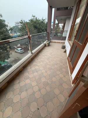 Balcony in 4 BHK Builder Floor at Sector 38 – for Rent