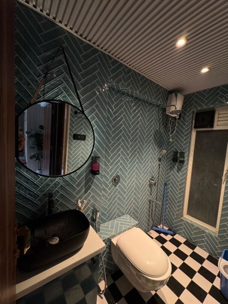 Bathroom, chandak-34-park-estate 2 Bedroom 800 Sq.Ft. Apartment In Goregaon West Mumbai 10376175