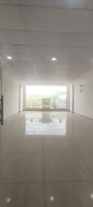  Shop For Rent in Chinar Park