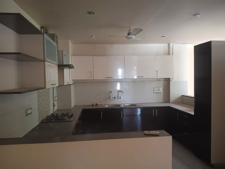 Kitchen, vasant vihar 3.5 Bedroom 1200 Sq.Ft. Apartment In Vasant Vihar Delhi 10376227