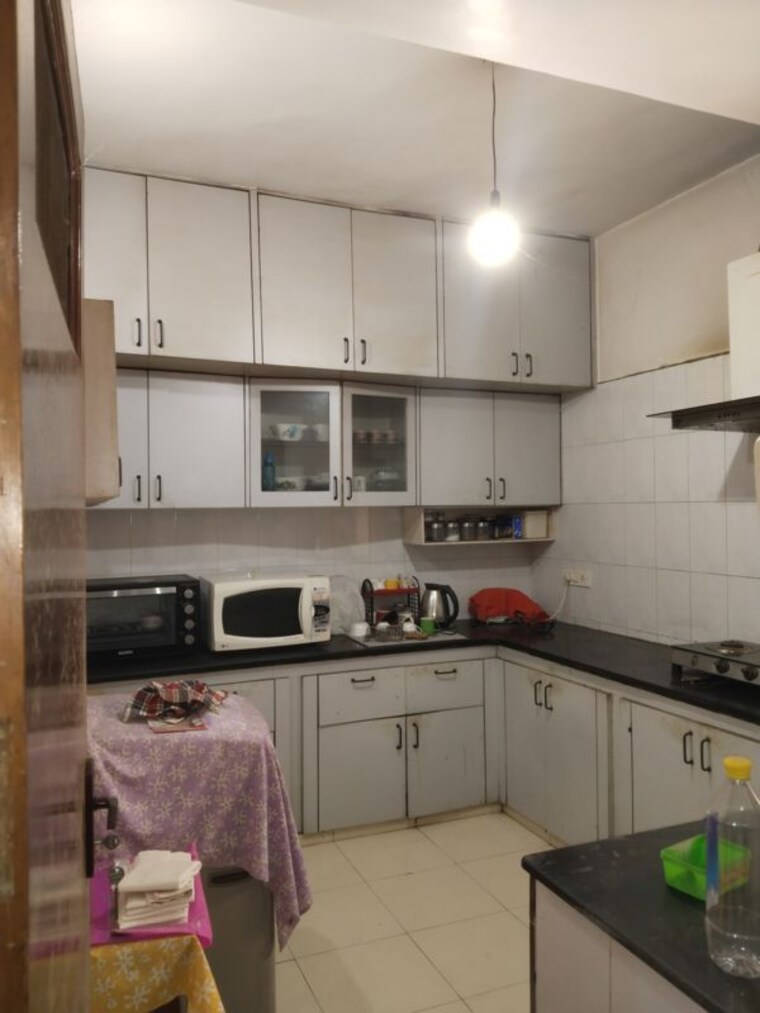 Kitchen, sarita vihar 3 Bedroom 2000 Sq.Ft. Builder Floor In Sarita Vihar Delhi 10376228