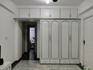 Bedroom in 2 BHK Apartment at Silver Crest Powai, Powai – for Rent