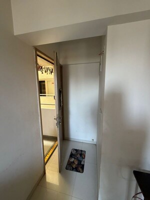 Furnished Amenities in 3 BHK Apartment at Kohinoor CHS, Pimpri – for Rent