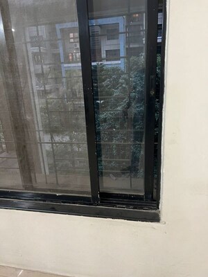 Room in 2 BHK Apartment at Divine Kharidi, Kharadi – for Rent