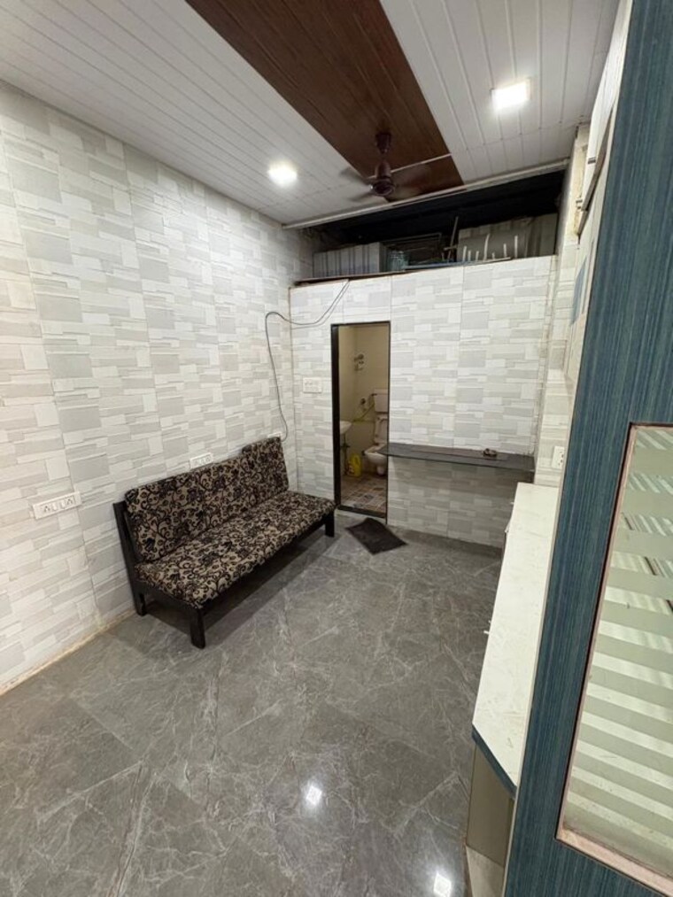 Common Area, sindhi-society Commercial Office Space 375 Sq.Ft. In Chembur Mumbai 10376220