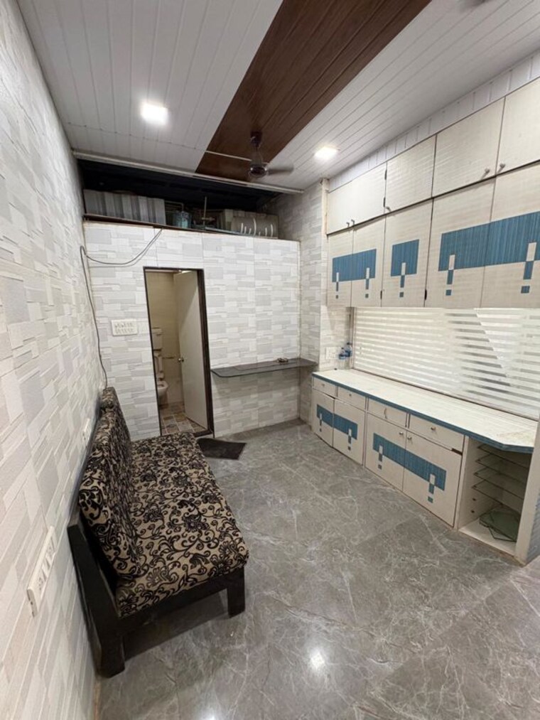 Common Area, sindhi-society Commercial Office Space 375 Sq.Ft. In Chembur Mumbai 10376220
