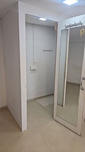   Office Space at Sindhi Society, Chembur – for Rent