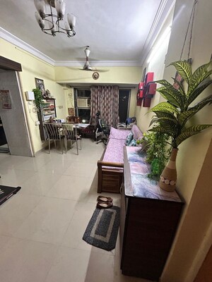 Living Room in 1 BHK Apartment at Swapnalok Apartment Andheri, Andheri East – for Rent