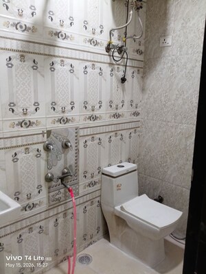Bathroom in 2 BHK Builder Floor at Jawahar Nagar – for Rent