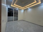 4 BHK 263 Sq.Yd. Builder Floor in Sushant Lok 2