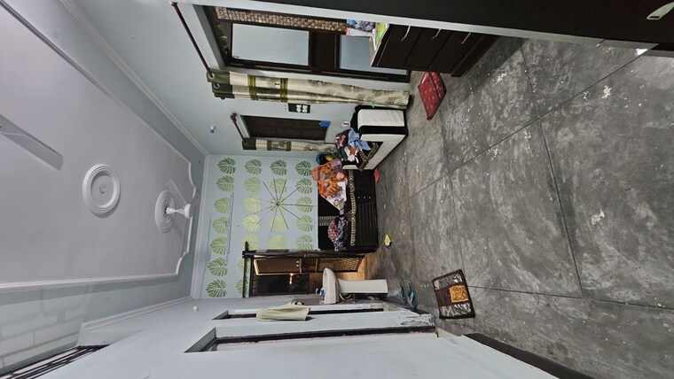 Hall, dilshad garden 2.5 Bedroom 900 Sq.Ft. Apartment In Dilshad Garden Delhi 10376318