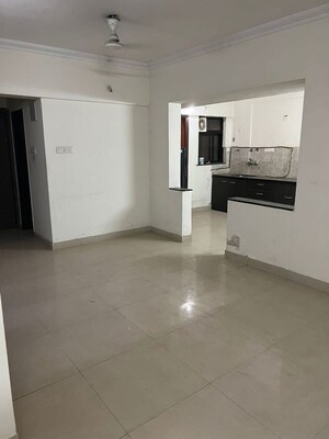 Room in 2 BHK Apartment at Gulmohar Paradise Kharadi, Kharadi – for Rent