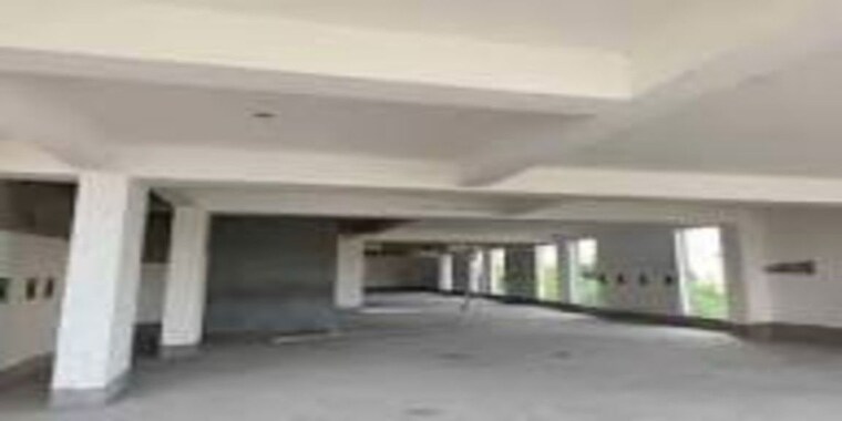 Room, bidhannagar Commercial Showroom 3300 Sq.Ft. In Bidhannagar Kolkata 10376340