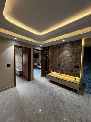 4 BHK Builder Floor For Rent in Sector 16