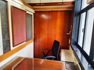  Office Space For Rent in Chembur