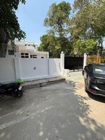 3 BHK + Servant Room 250 Sq.Mt. Independent House in RWA Apartments Sector 71