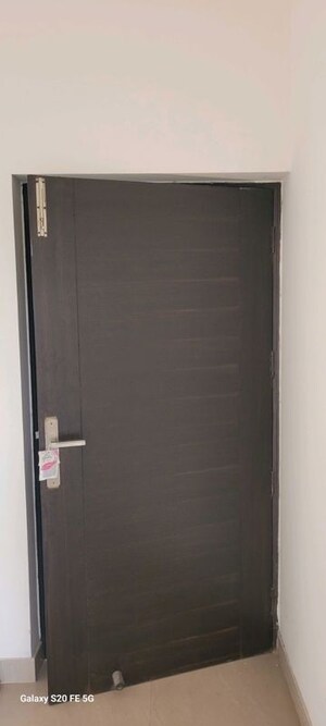 Room in 3 BHK Apartment at Exotica Fresco, Sector 137 – for Sale