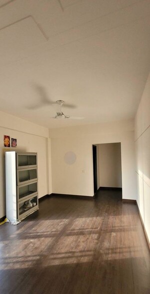 Room in 3 BHK Apartment at Exotica Fresco, Sector 137 – for Sale