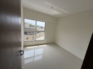 Room in 2 BHK Apartment at Pride Purple Park Titan, Hinjewadi – for Rent