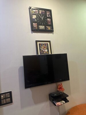 Furnished Amenities in 3 BHK Builder Floor at Kailash Colony – for Rent