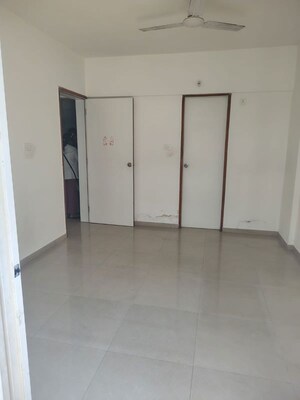 Room in 2 BHK Apartment at Leisure Apartment, Bavdhan – for Rent
