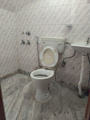 Bathroom in 1 BHK Builder Floor at Neb Sarai – for Rent