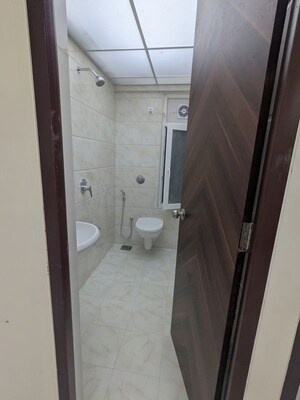 Bathroom in 1 BHK Apartment at Malad East – for Rent