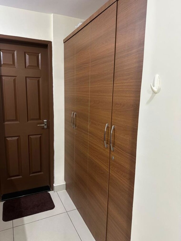 Room, high grounds Studio 350 Sq.Ft. Penthouse In High Grounds Bangalore 10376398