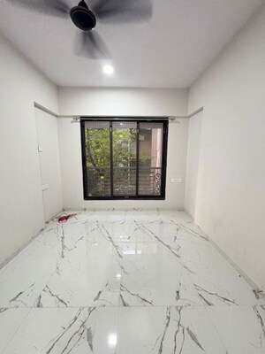 2 BHK Apartment For Rent in Saffron Chs, Borivali West