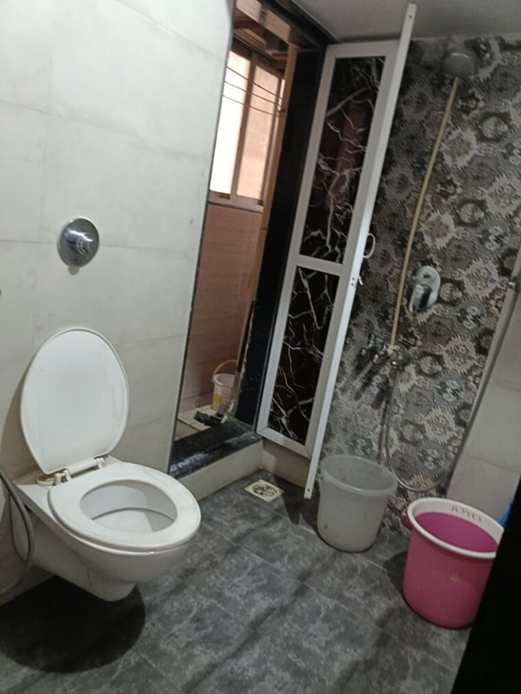 Bathroom, vedant-shree-gopinath-sublime 2 Bedroom 990 Sq.Ft. Apartment In Kalwa Thane 10376539