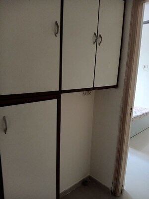 Furnished Amenities in 2 BHK Apartment at Acme Enclave, Malad West – for Rent