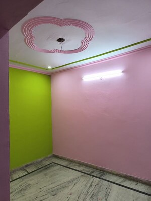Room in 5 BHK Independent House at RHB Aravali Apartment, Vasundhara Nagar – for Sale