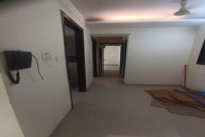 Room in 2 BHK Apartment at Raj Legacy I, Vikhroli West – for Rent