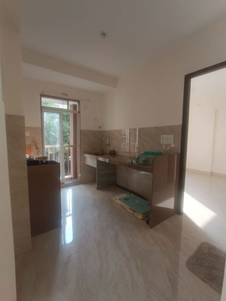 Living Room, puranik-city 1 Bedroom 450 Sq.Ft. Apartment In Kasarvadavali Thane 10376669