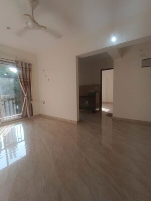Room in 1 BHK Apartment at Puranik City, Kasarvadavali – for Rent