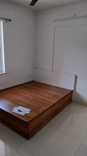 Room in 2 BHK Apartment at Rohan Ananta, Tathawade – for Rent