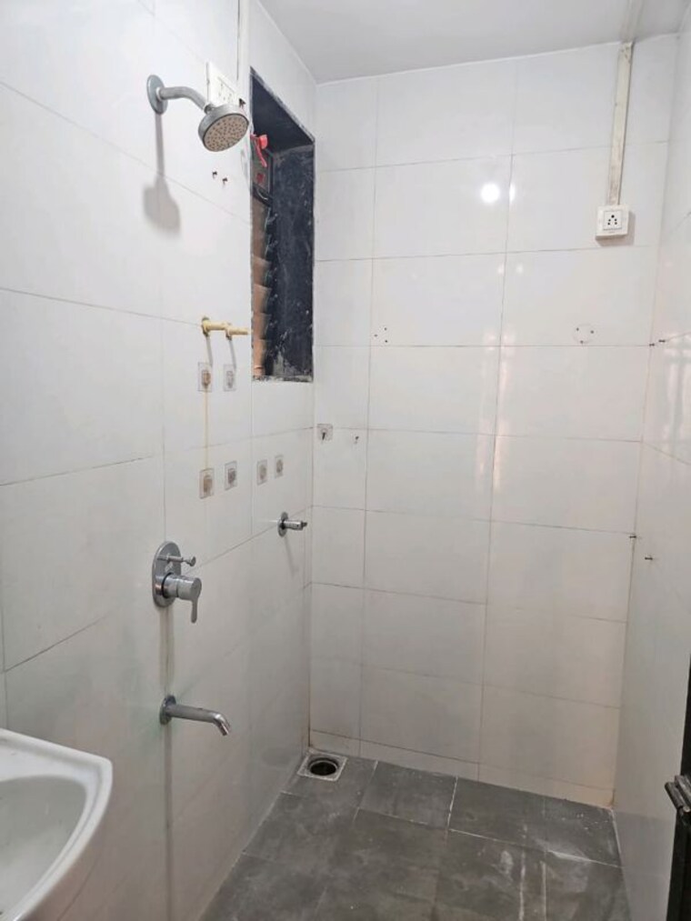 Bathroom, siddharth-residency-chembur 1 Bedroom 500 Sq.Ft. Apartment In Chembur Mumbai 10376673