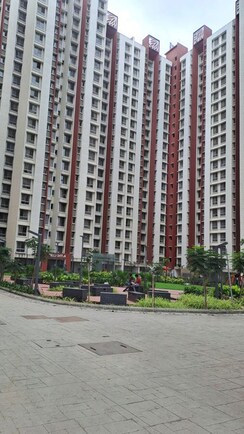 1 BHK Apartment For Sale in Dosti Greater Thane