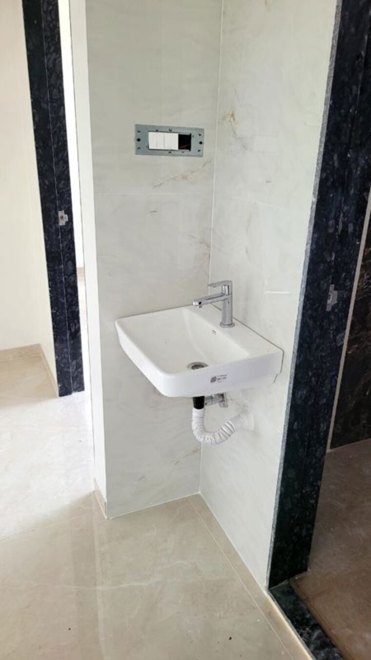 Bathroom, ameya-vighnaharta 1 Bedroom 425 Sq.Ft. Apartment In Sion Mumbai 10376662