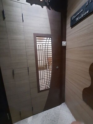 1 BHK Apartment – Entrance View at Padmavati Complex, Kandivali West - for Rent