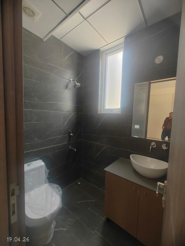 Bathroom, m3m-antalya-hills 3 Bedroom 1500 Sq.Ft. Apartment In Sector 79 Gurgaon 10376677