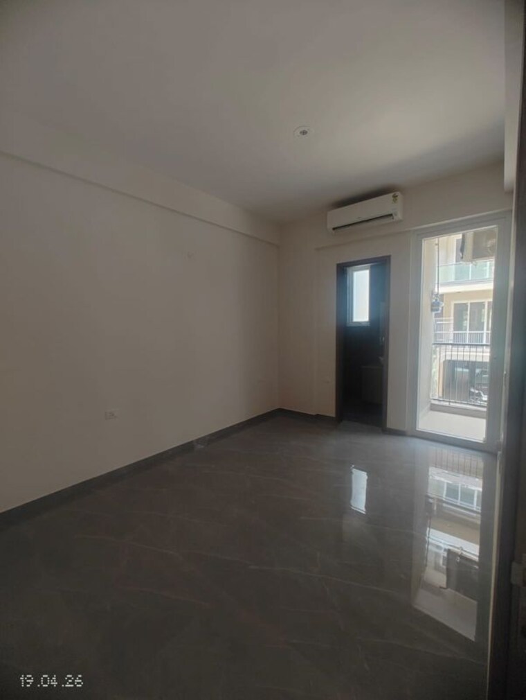 Room, m3m-antalya-hills 3 Bedroom 1500 Sq.Ft. Apartment In Sector 79 Gurgaon 10376677