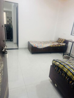 1 BHK Apartment For Rent in Model colony