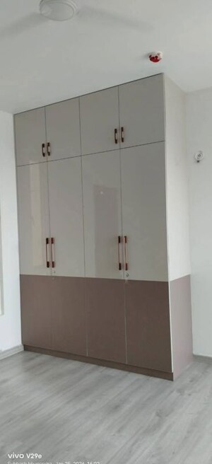 Room in 3 BHK Apartment at Hero Homes Gurgaon, Sector 104 – for Sale