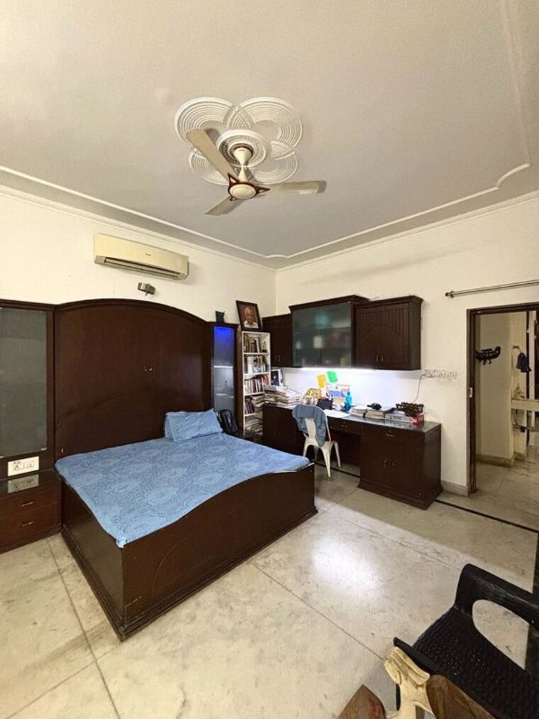 Living Room, new industrial township 3 6+ Bedroom 366 Sq.Yd. Villa In New Industrial Township 3 Faridabad 10376728