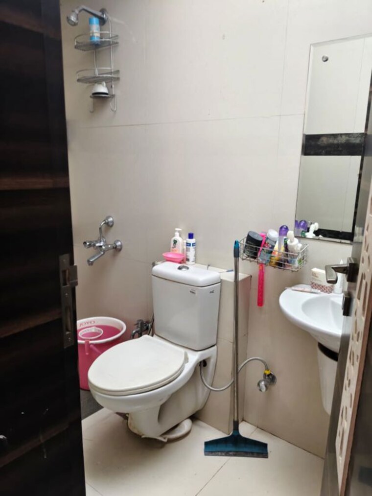 Bathroom, kalpataru-enclave 2 Bedroom 1450 Sq.Ft. Apartment In Aundh Pune 10376730