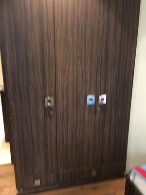 Furnished Amenities in 3 BHK Builder Floor at Defence Colony – for Rent